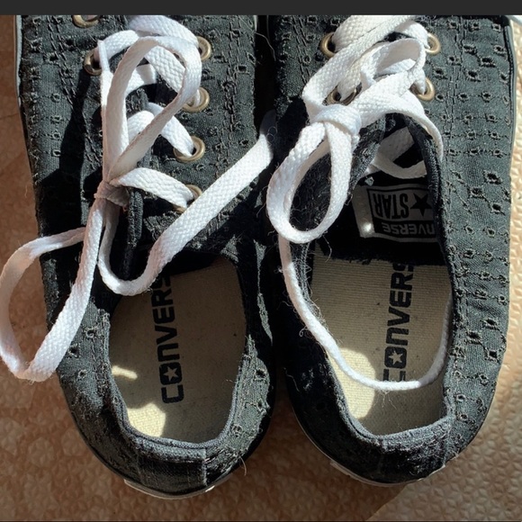 Vintage Black Eyelet Converse All Stars 8 - Picture 3 of 6